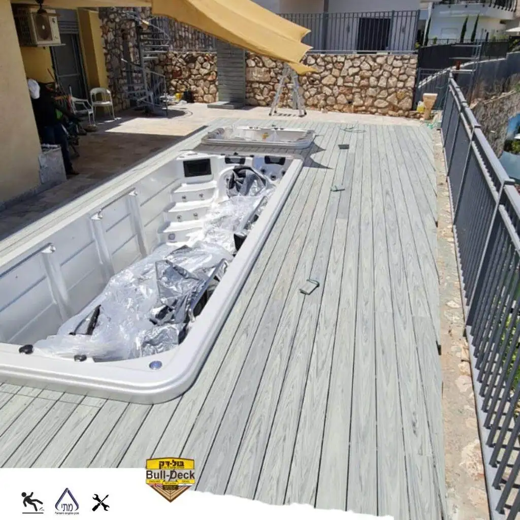 deck_tiger_wood